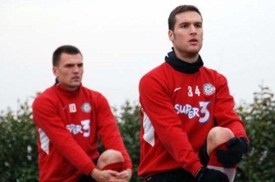 Περιμένει τους δύο ο Ουζουνίδης