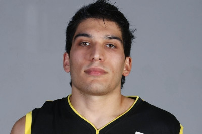 Κασελάκης: «Με τον κόσμο μας, για την υπέρβαση»