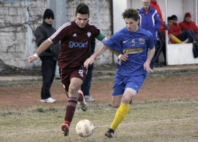 Τριάρα οι νέοι της ΑΕΛ