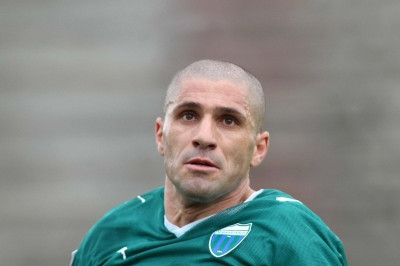 Περιμένει τους νέους η Καλλονή