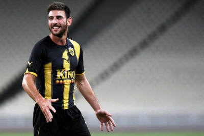 Μένει και ο Καράμπελας στην ΑΕΚ!