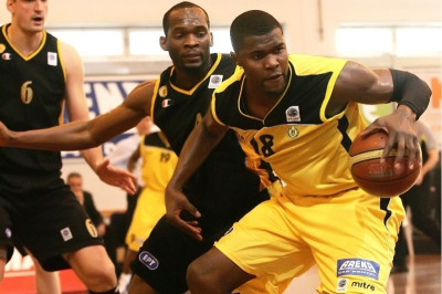 Νάνα: «Ευχαριστώ του φιλάθλους»