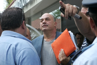 Μπέος: «Θα μιλήσω με ονόματα»