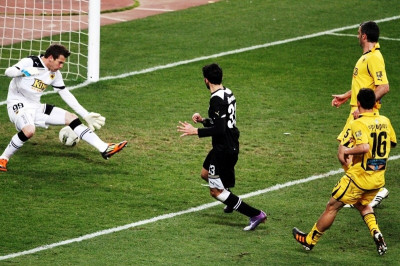 Κέρδισε με ευκολία τους... βουτηχτές