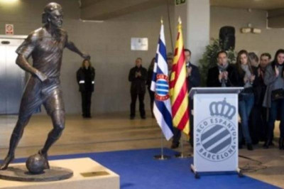 Δεν ξέχασαν τον Χάρκε