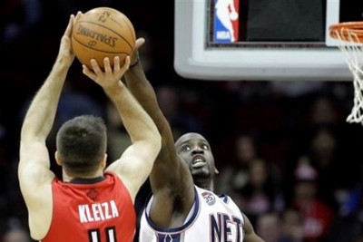 Δια χειρός Ντε Ροζάν οι Ράπτορς