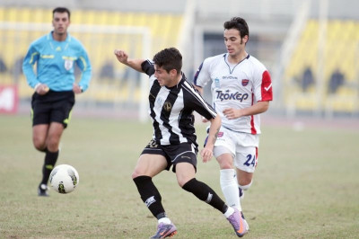 Παρελθόν από τη Δόξα Νιάρος, Πιτσόκος