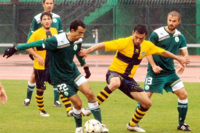 Στη Γλυφάδα ο Τριανταφύλλου!