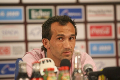 Αποθέωση για Γκέκα