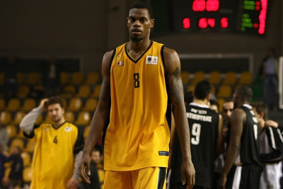 Απέχει ο Έλεγκαρ στο Μαρούσι