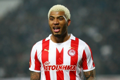 Καζίμ Ρίτσαρντς: «Νίκη με ΑΕΚ και η πίεση στον Παναθηναϊκό»