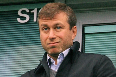 Επισκέφτηκε τα αποδυτήρια ο Αμπράμοβιτς