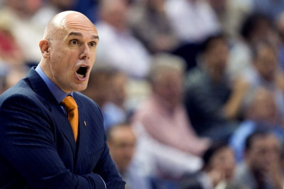 Σπάχια: «Άλλο παιχνίδι»