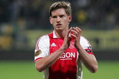 Δεν γνωρίζει για Μπάγερν ο Βερτόνγκεν