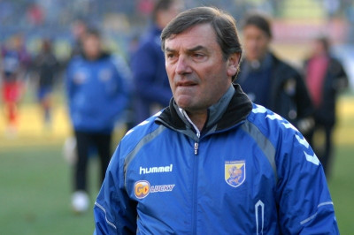 Τεννές: «Συνεχίστε την προσπάθεια»