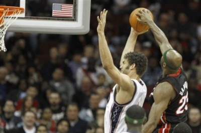 Δεκαήμερο συμβόλαιο ο Νταμπίερ στους Χοκς