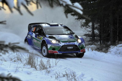 Πιο… άνετα πρώτος ο Λάτβαλα