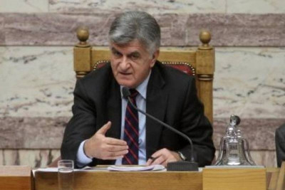 Φ. Πετσάλνικος: Η βία πλήττει τους κανόνες της Δημοκρατίας