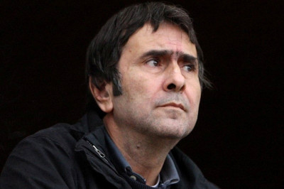 Αθανασιάδης: «Όχι σκυμμένα κεφάλια»