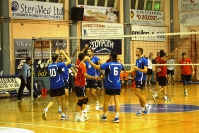 Κατέρρευσε η σκεπή στο Αιγίνιο