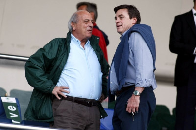 Προκρίνεται η λύση του δανείου