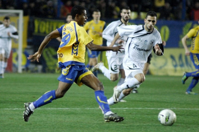 Χωρίς Εντζεγκέλε, Ονουάτσι ο Παναιτωλικός