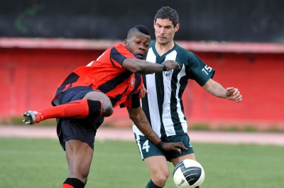 Δύο απουσίες στα Ψαχνά