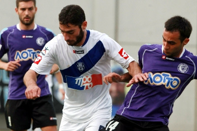 Με ειδική μάσκα ο Μπούμπας στον Ηλυσιακό