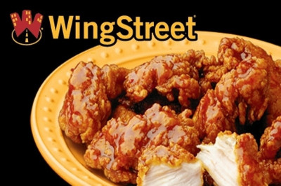 WingStreet από την Pizza Hut! 10 τρυφερά φιλετάκια ή 10 τραγανές φτερούγες κοτόπουλο, μόνο με 4.30€