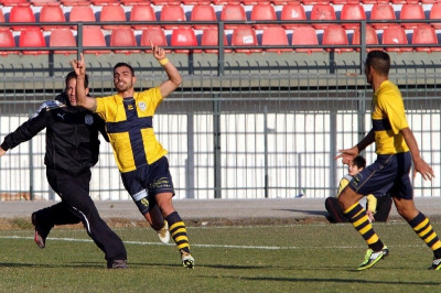 Δύο απόντες στην Καλλονή