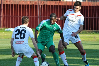 Δύο απόντες για τον Βούζα