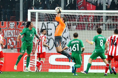 Οι άσοι στο μανίκι του Ολυμπιακού (videos+photos)