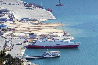 Πήγαν να φύγουν παράνομα μαζί με ανήλικο