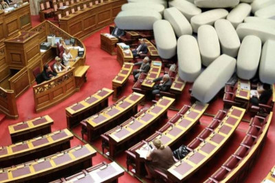 Η κρίσιμη ψηφοφορία για το νόμο-τερατούργημα