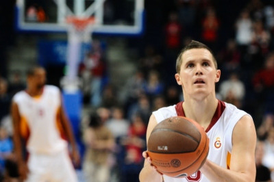 Λάκοβιτς: «Δεν φοβάμαι έδρες όπως το ΣΕΦ»