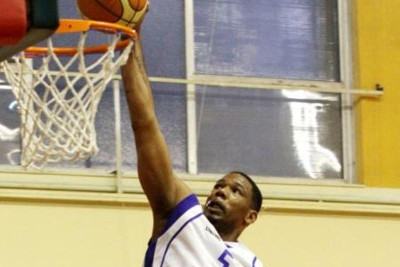 Φιλική νίκη του Ικάρου επί του Λαυρίου