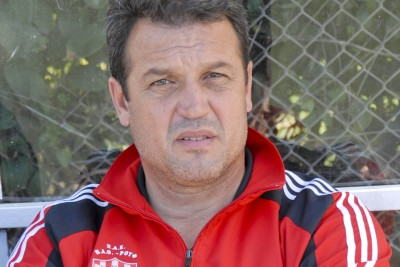 Υποψήφιοι Μίχος, Γκόφας στο Ρουφ