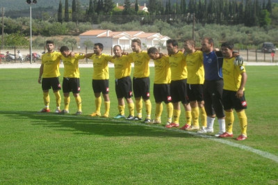 Ολομόναχη στο... ρετιρέ η Κλένια!