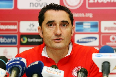 Στρατηγοί και στρατιώτες!