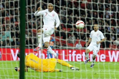 Γιάνγκ: «Μας βοήθησε ο Πιρς»