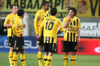 Με Καστίγιο, Φατί ο Άρης κόντρα στην ΑΕΚ