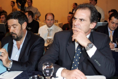 Στήριξη Πανόπουλου σε Ουζουνίδη