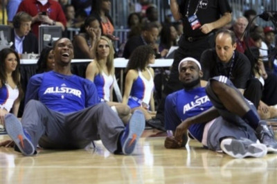 Ερωτηματικό με Μπος στους Χιτ