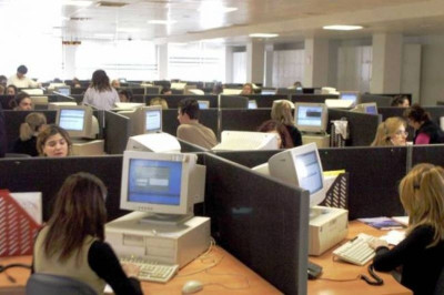 Θέλει να καταργήσει και το εφάπαξ η τρόικα
