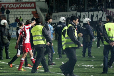 Γρονθοκοπήθηκε ο Ορμπάιθ από οπαδό του ΟΦΗ!