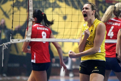 Άλμα τίτλου η ΑΕΚ, εύκολα 3-0 τον Ολυμπιακό!