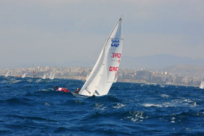 Υπό βροχή οι ιστιοδρομίες της 2ης ημέρας