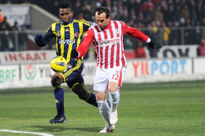 Γκέκας: «Να έρθουν Έλληνες στην Τουρκία»