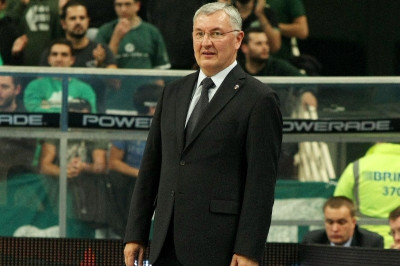 Θέλει να... ρεφάρει ο Καζλάουσκας