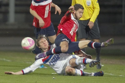 «Τσέκαρε» Αζάρ ο Σερ Άλεξ